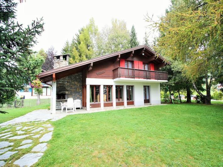 Ferienhaus für 10 Personen, mit Garten und Terrasse