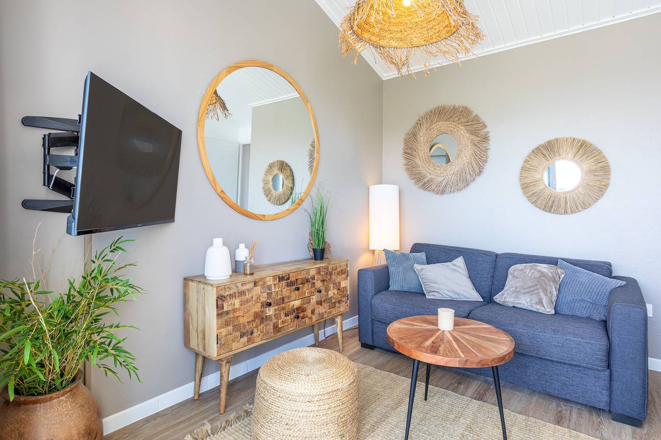 Ganze Wohnung, Ferienwohnung 'La Terrasse Du Golf' mit Gemeinschaftspool, privater Terrasse & Balkon in Talmont-Saint-Hilaire, Vendée
