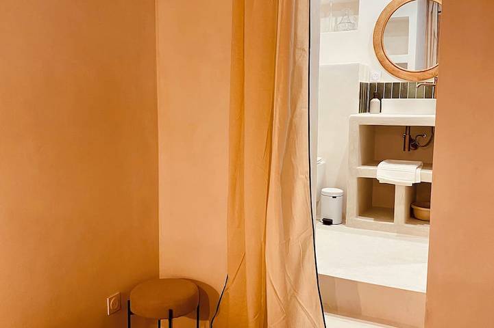 Appartement entier, Charmant studio situé dans le quartier historique de la Citadelle de Bastia in Bastia, Cap Corse