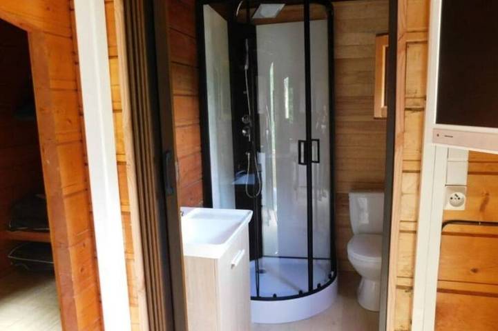 Gîte pour 2 personnes, avec piscine et terrasse à Rochechouart - 2