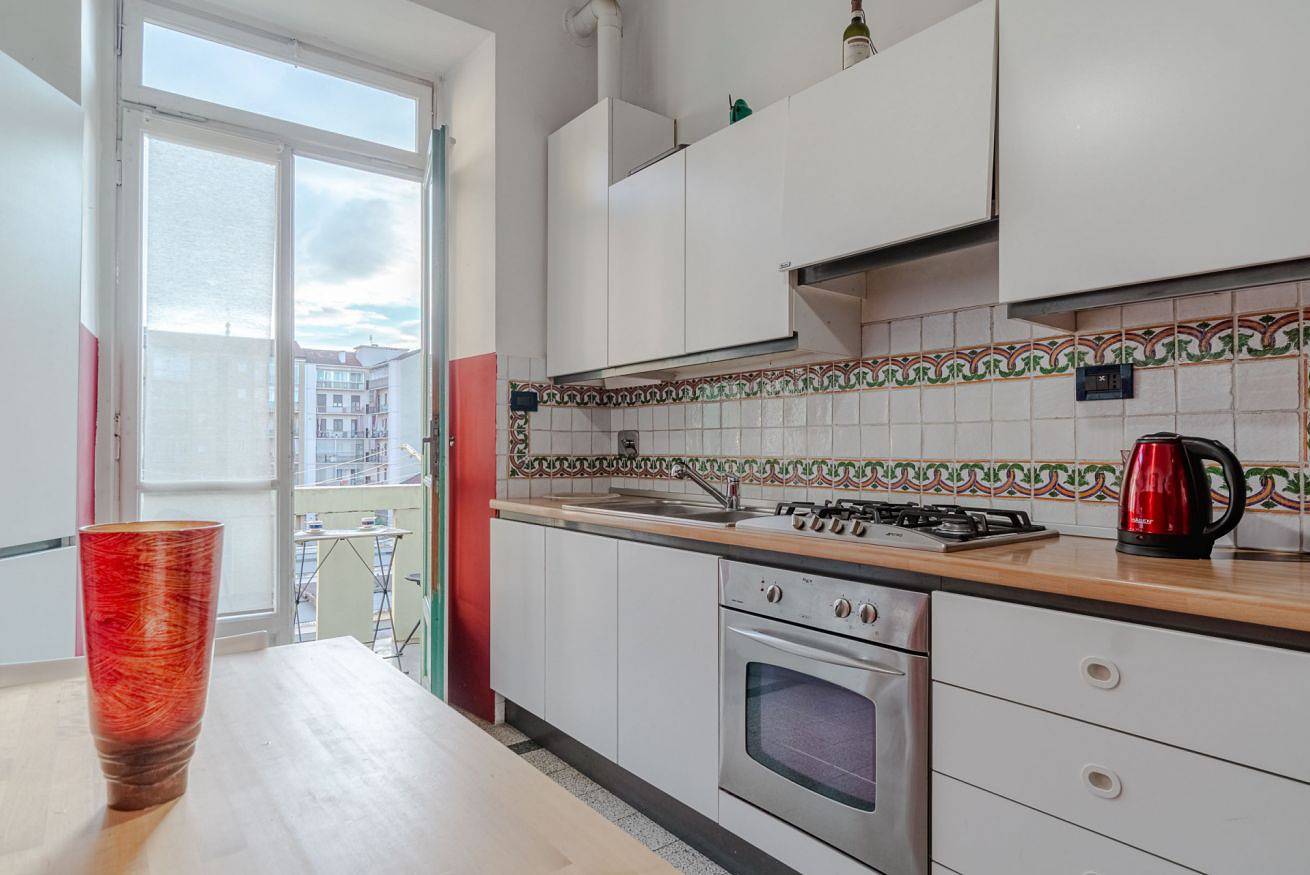 Appartement entier, Appartement de vacances pour 4 personnes avec jardin in Turin, Province de Turin