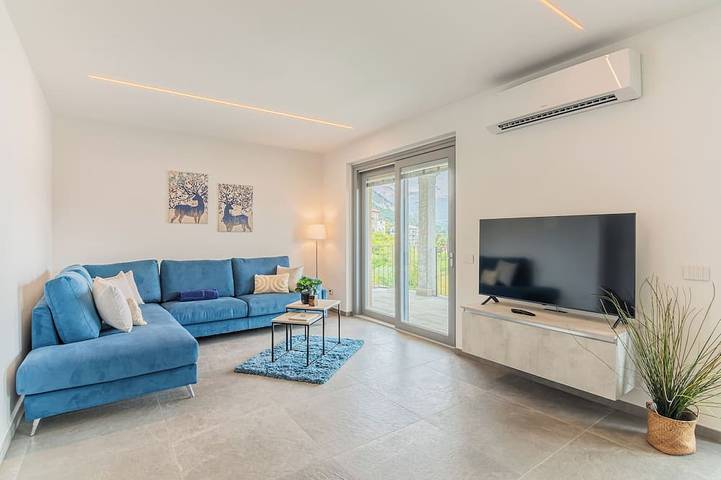 Villa für 8 Personen, mit Balkon und Whirlpool sowie Garten in Pianello del Lario - 3