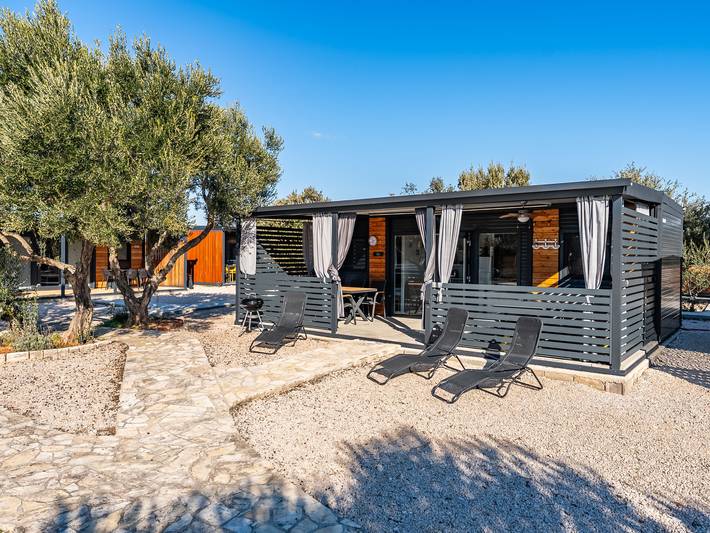 Ferienhaus für 5 Personen, mit Terrasse in Pirovac