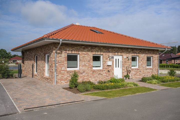 Ferienhaus mit Meerblick für 4 Personen, mit Terrasse und Garten sowie Pool und Seeblick