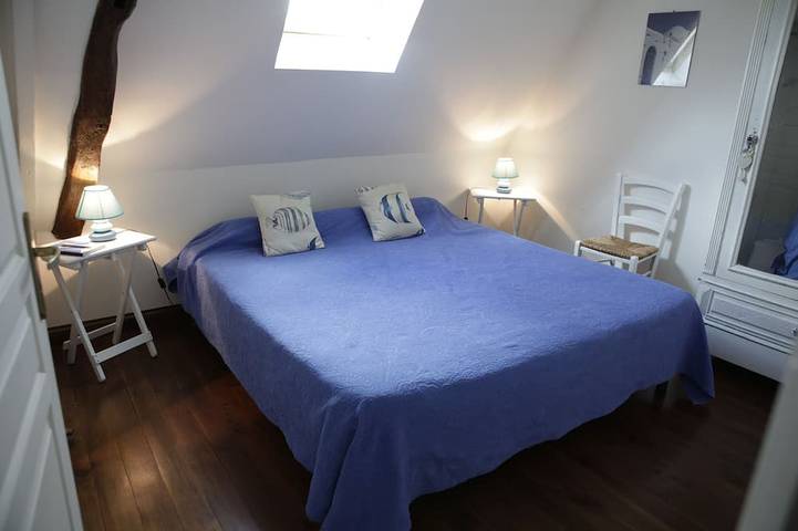 Gîte pour 10 personnes, avec jardin à Sainte-Colombe - 4