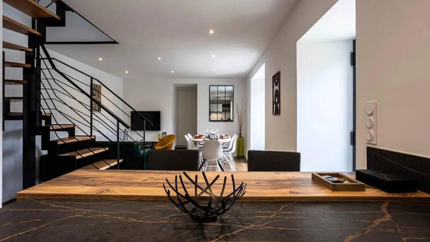 Location de vacances pour 7 personnes, avec Terrasse et Jardin dans Plage Saint-Guirec - 2