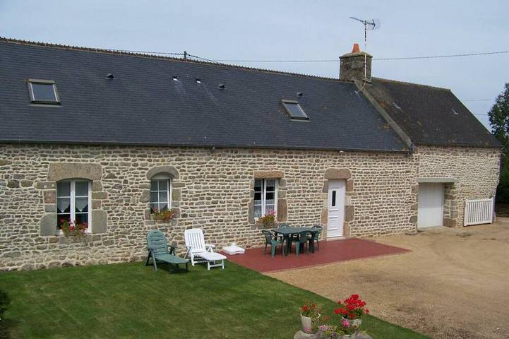 Gîte pour 5 personnes, avec Jardin dans Néville-sur-Mer