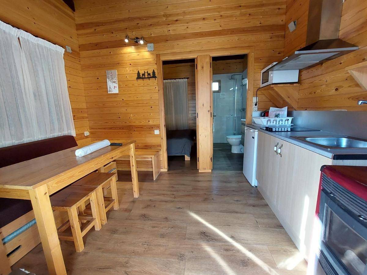 Bungalows Nou Camping in La Guingueta, Pirineo Catalan