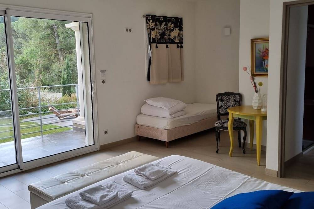 La Villa des Rouvières in Roquefort-la-Bédoule, Marseille region