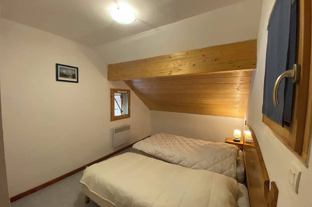 Entire apartment, Travelski home classic - La Fontaine du Roi in Saint-Jean-d'Arves, Saint-Jean-de-Maurienne region