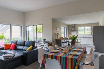 Gîte pour 6 personnes, avec jardin à Tréflez
