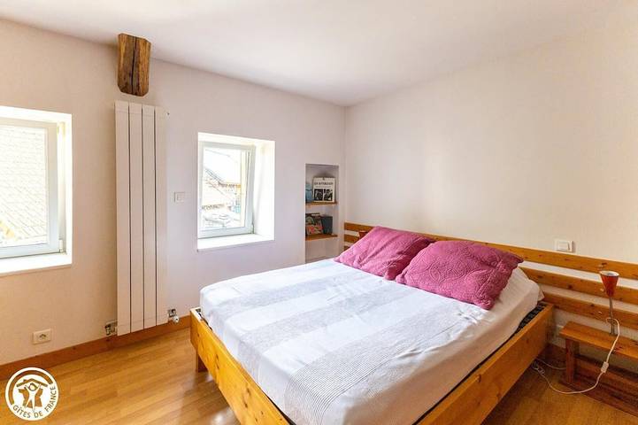 Location de vacances pour 2 personnes, avec balcon à Charbonnières-les-Varennes - 2
