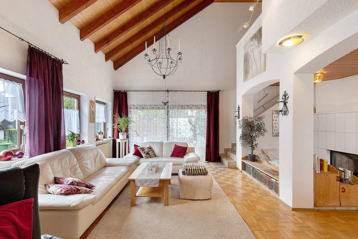 Ferienhaus für 6 Personen, mit Balkon und Garten