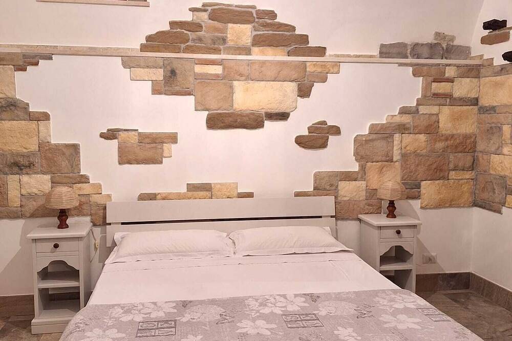 Entire apartment, The Cellar of Sunrise & Sunset in Pimonte, Monti Lattari