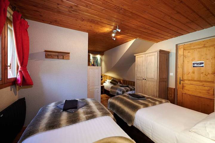 Chalet \"Herrisson\",9 pers.,pied des pistes in Massif de la Vanoise