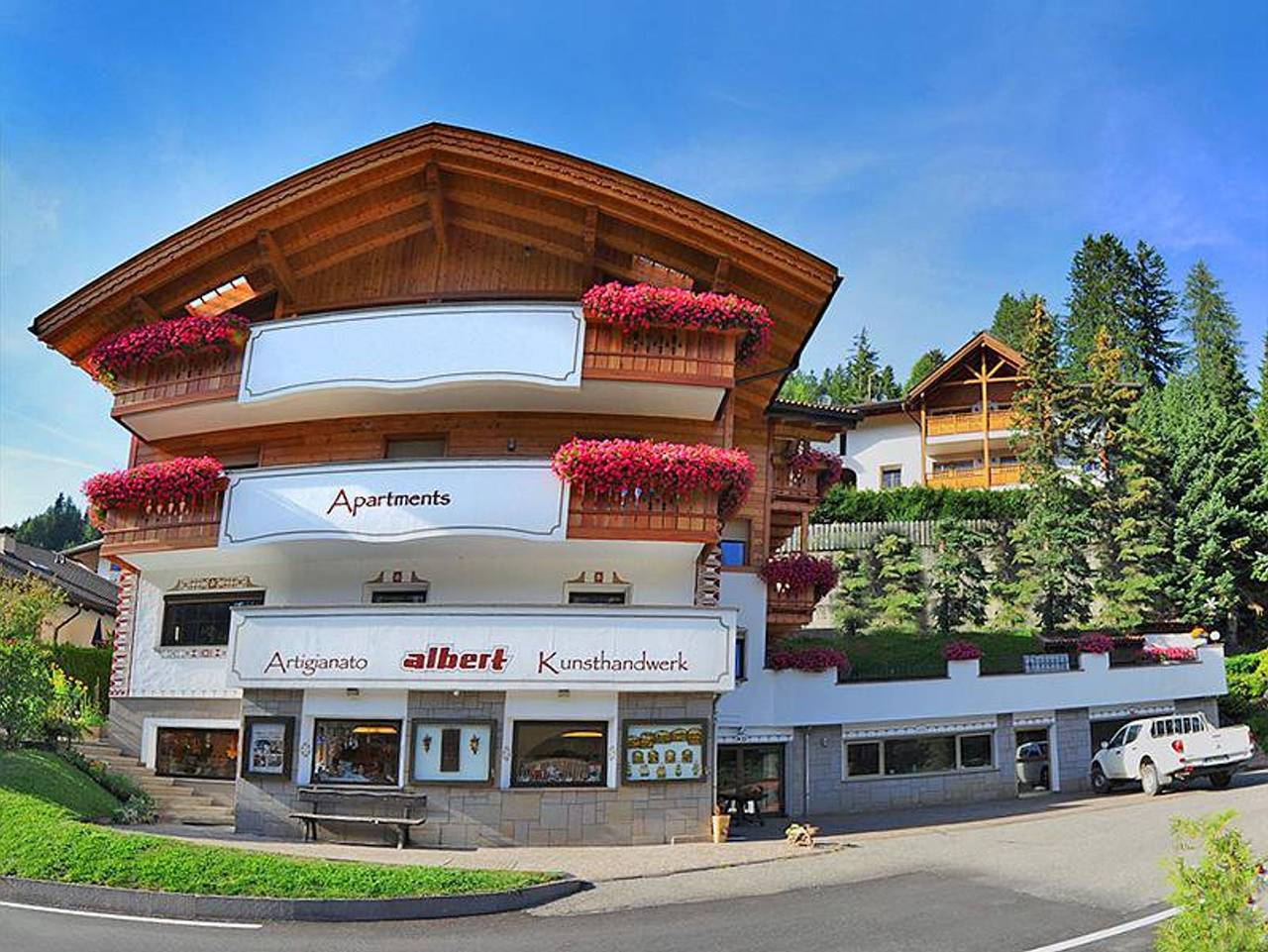 Ganze Wohnung, Apartments Albert - Appartment für 8-9 Personen in St. Christina in Gröden, Dolomiti Superski