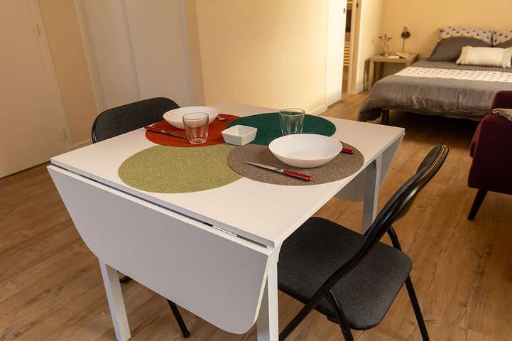 Apartamento entero, Volovicum ★Studio ★Wifi in Volvic, Parque Natural Regional Volcans d'Auvergne