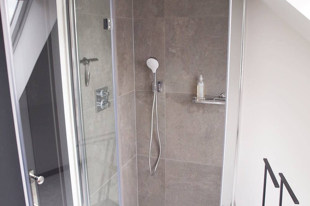 Ganze Wohnung, Modernes Apartment, 65m²\nim Weinquartiers Bissersheim in Bissersheim, Saar-Nahe-Bergland