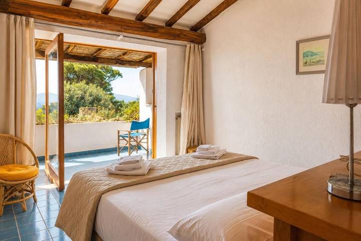 Chalet para 8 personas, con terraza además de vistas y jardín, Se admiten mascotas - 1