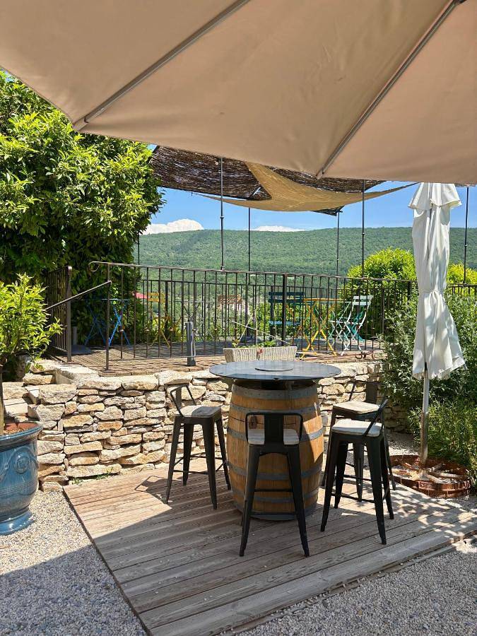 L Ostau de la Treille in Limans, Parc naturel régional du Luberon
