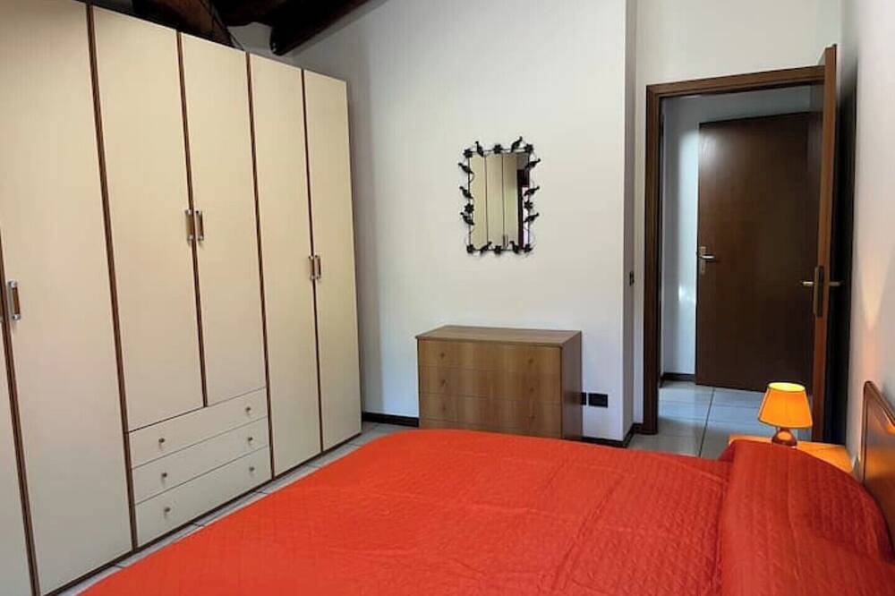 Entire apartment, Residence Ca Venexian - Suite with Balcony in Mira, Venice Province