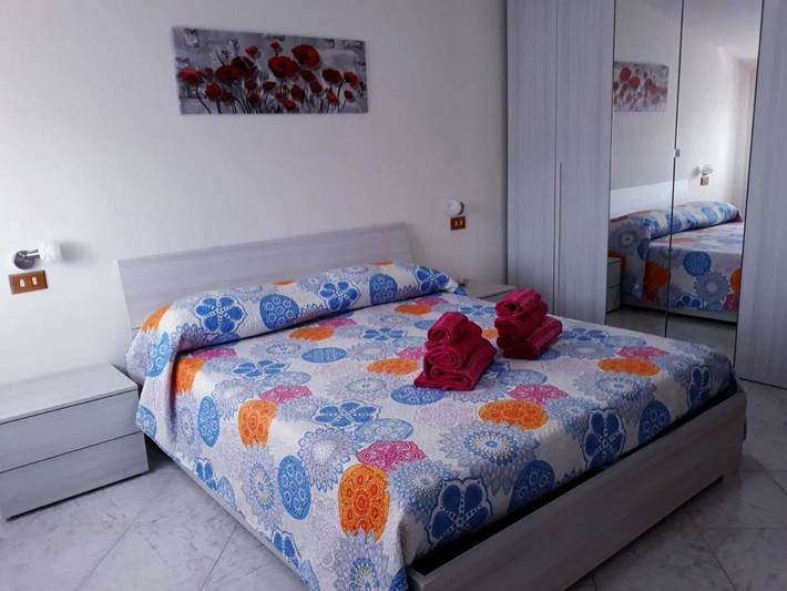 Gîte pour 8 personnes, avec balcon et vue à Bosa Marina - 3