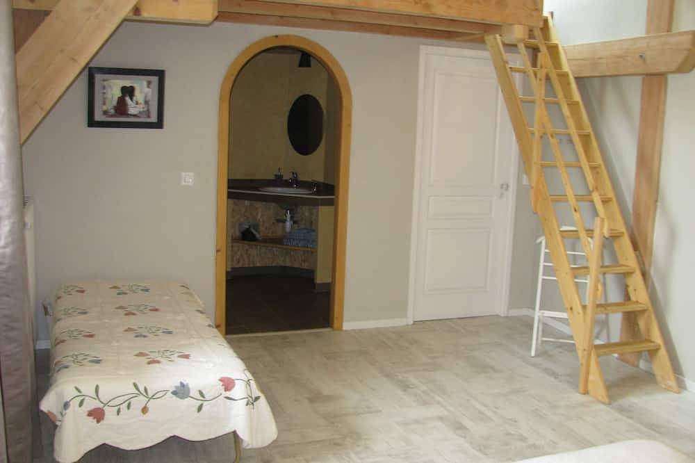 Chambre familiale La Tribu in Saint-André-en-Vivarais, Région de Tournon-sur-Rhône
