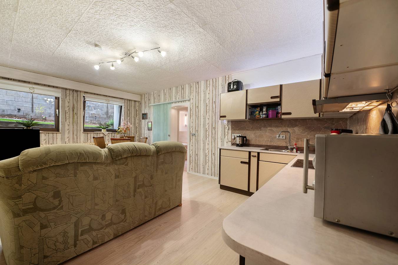 Ganze Wohnung, Ferienwohnung "Pesch" mit Gemeinschaftsterrasse und Wlan in Nettersheim, Naturpark Hohes Venn-Eifel