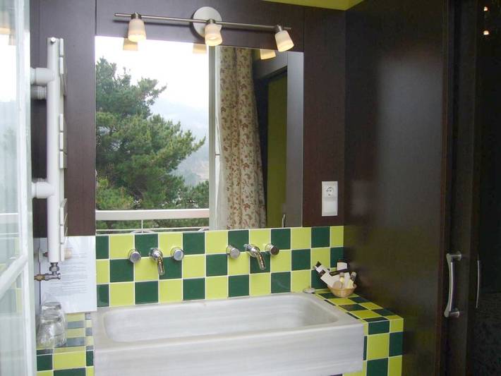 Hotel para 6 personas, con Balcón además de Terraza y Jardín en Valdés  - 2