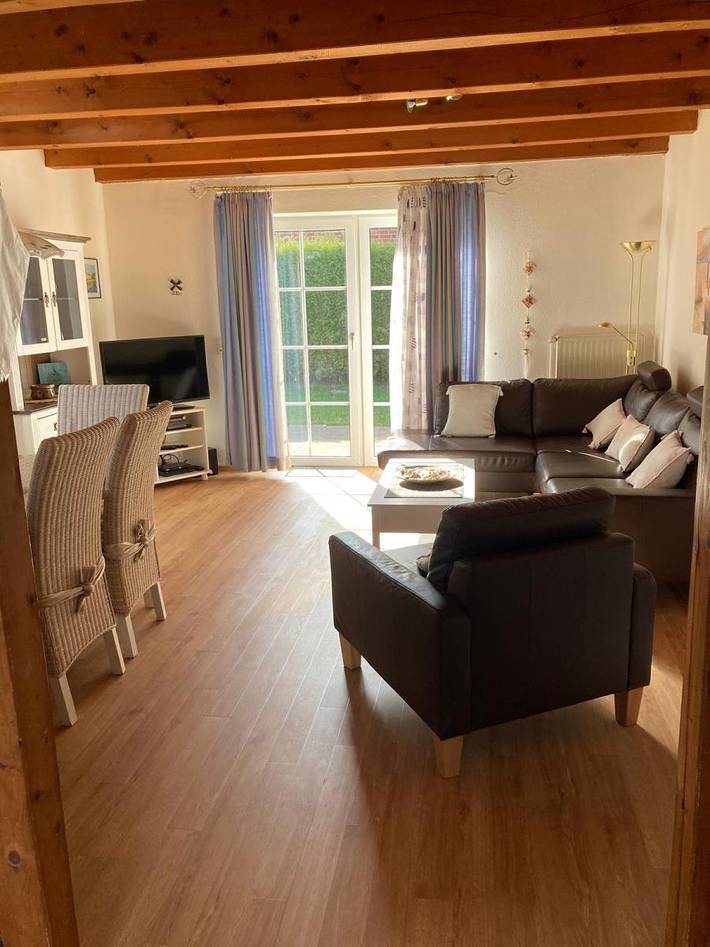 Strandhaus für 6 Personen, mit Terrasse und Garten in Hooksiel