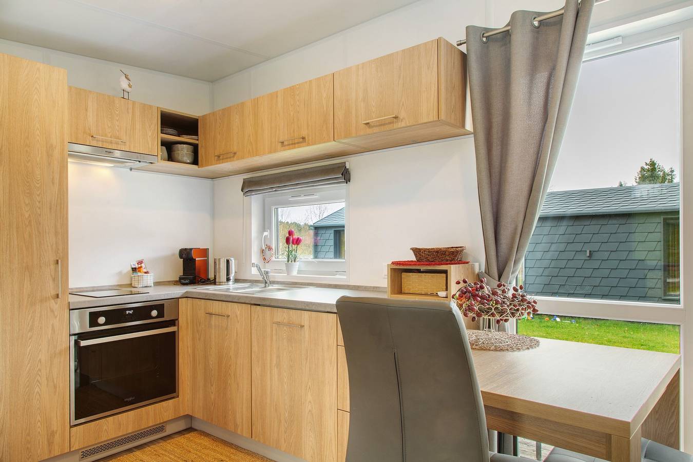 Vakantiehuis 'Tinyhaus 1' met Uitzicht op de Bergen, Wi-Fi en Airconditioning, foto 11
