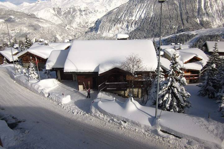 Chalet pour 4 personnes, avec balcon dans Courchevel 1850
