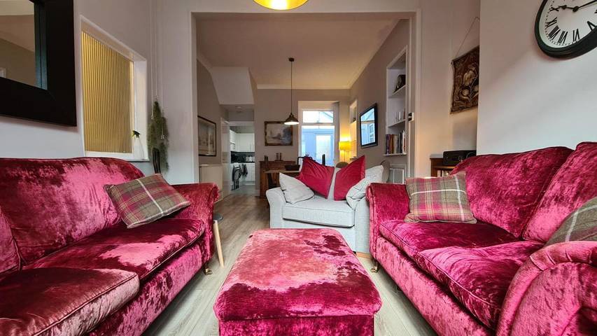 Location de vacances pour 4 personnes, avec Terrasse et Jardin à Barry