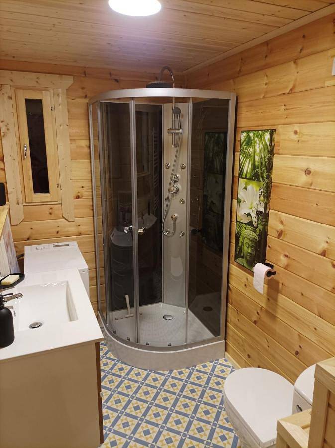 Two-Bedroom House in Bourbourg, Région de Dunkerque