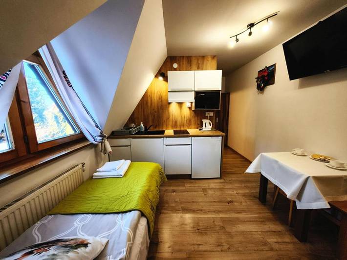 Gîte pour 2 personnes, avec jardin ainsi que vue et piscine à Poronin - 2