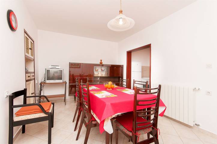 Ferienhaus für 7 Personen, mit Garten in Peroj - 4