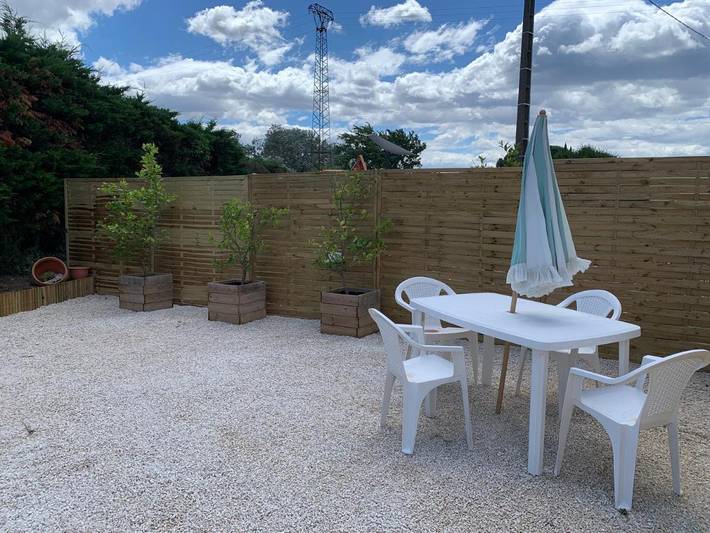 Location de vacances pour 6 personnes, avec jardin et terrasse à Sernhac - 3