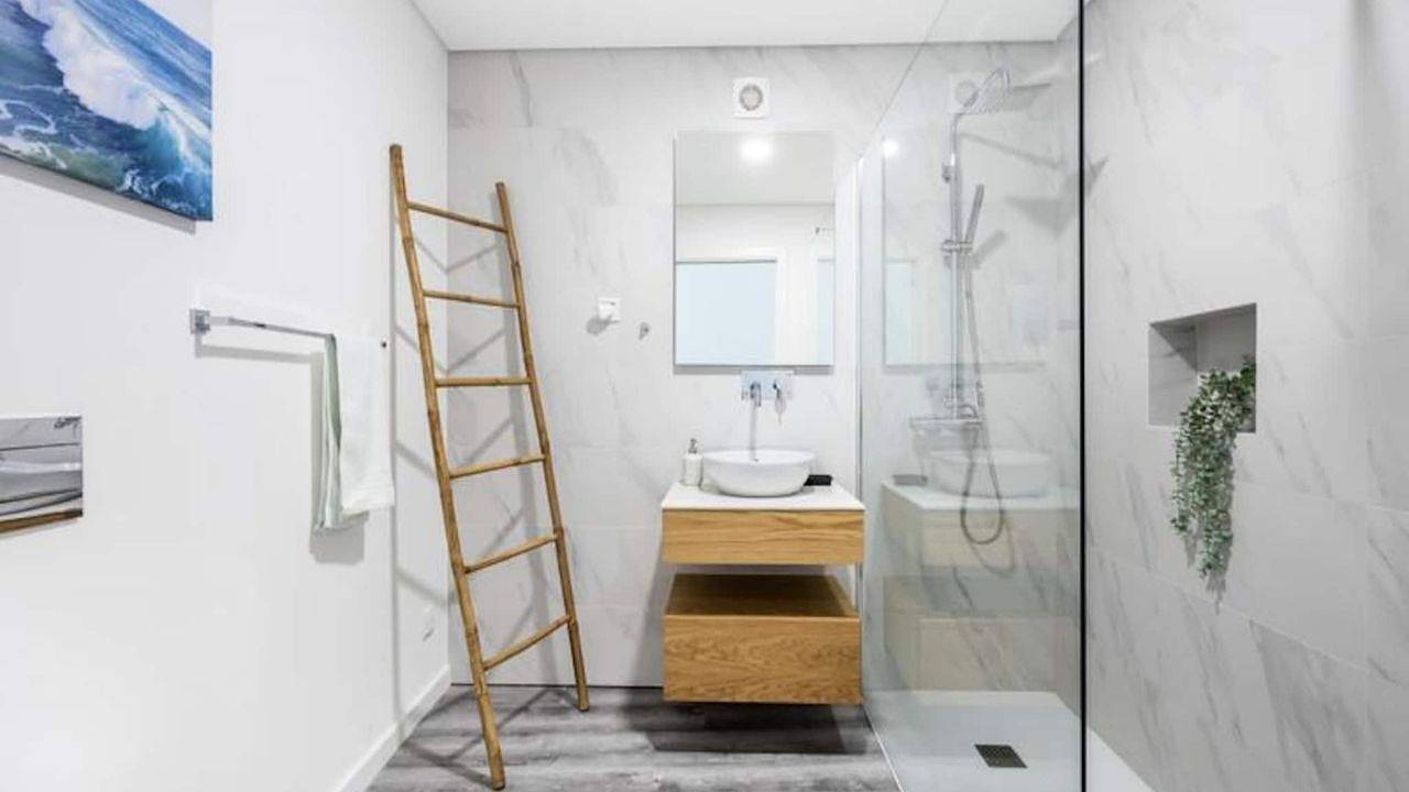 Ganze Ferienwohnung, Ferienwohnung für 6 Personen (90 m²) in Praia da Salema in Praia da Salema, Naturpark Südwest-Alentejo und Costa Vicentina