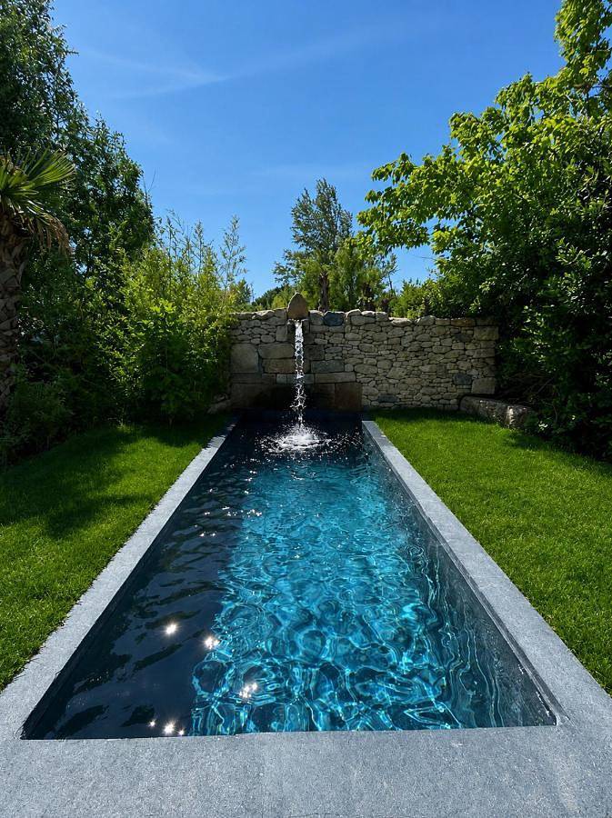 Villa pour 6 personnes, avec Balcon et Jacuzzi ainsi que Terrasse et Jardin