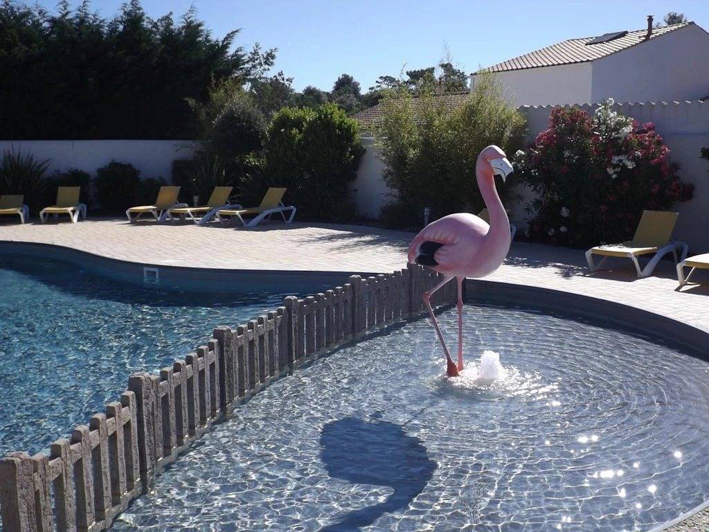 Entire apartment, Appartement 4 étoiles - Piscine - ccbbiae in Saint-Trojan-les-Bains, Côte de Beauté