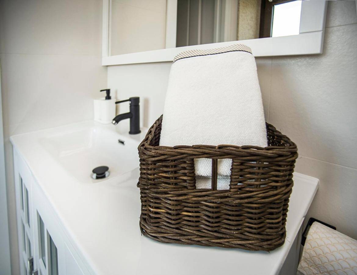 Four-Bedroom House in Camariñas, Costa da Morte