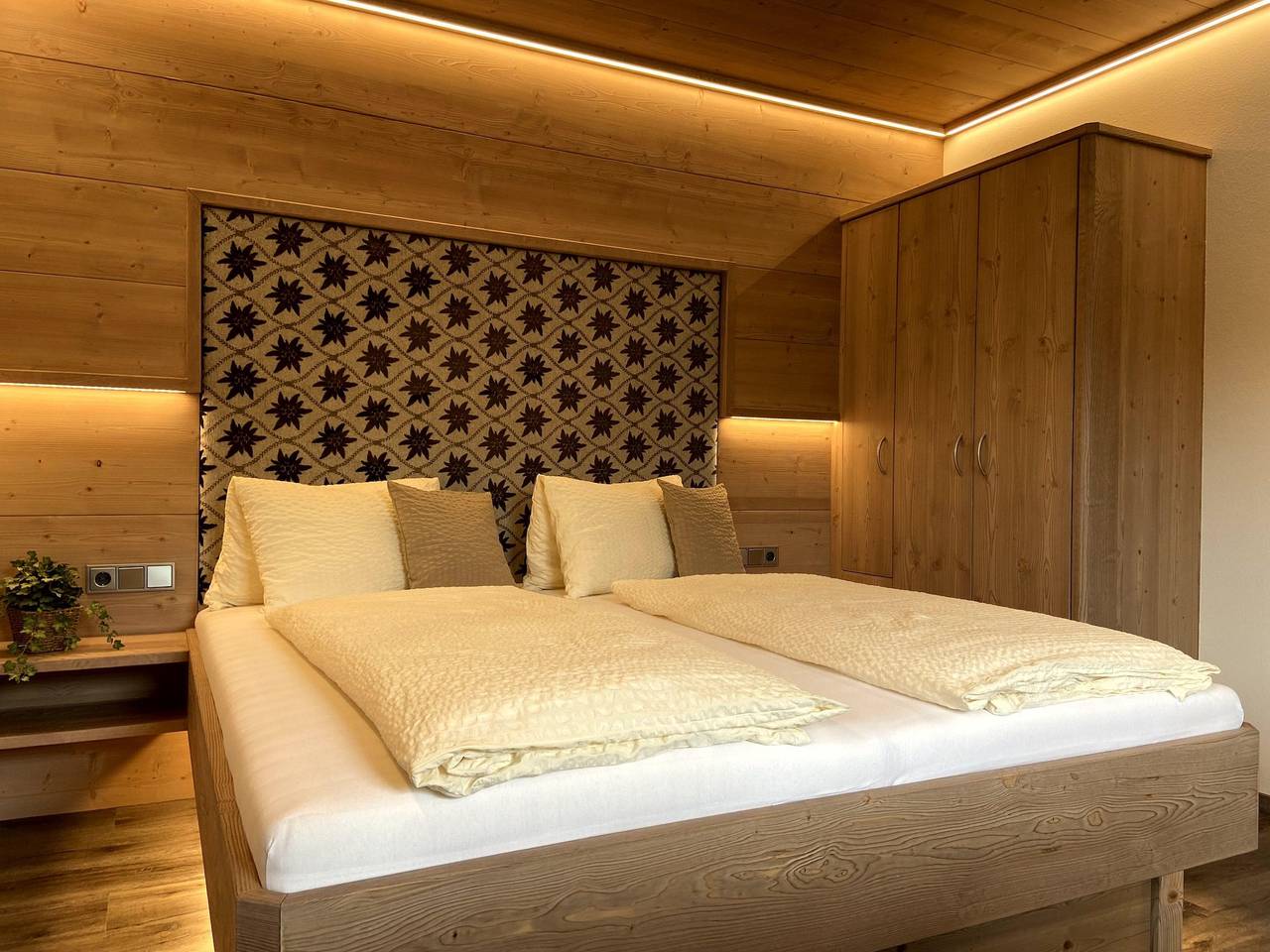 Ganze Ferienwohnung, Fewo 2 in Alpbach, Kaisergebirge