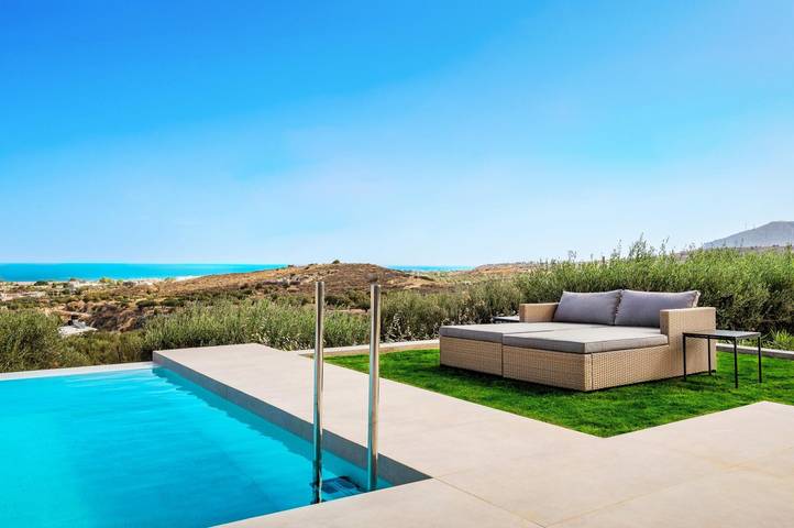 Location de vacances pour 4 personnes, avec vue sur l’océan et jardin à Chersónissos - 2