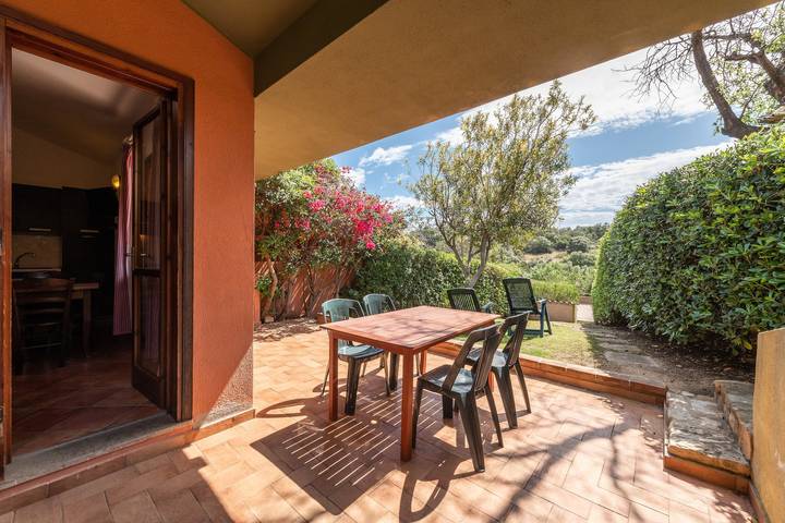 Villa pour 7 personnes, avec jardin, animaux acceptés à Villasimius - 2