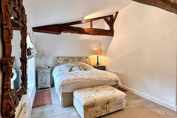 Charming 2-bedroom Gite in peaceful Niort - Wifi, 10 mins from City Center in Niort, Niort und Umgebung