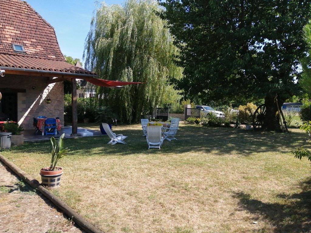 Grange rénovée avec petite piscine in Bretenoux, Lot