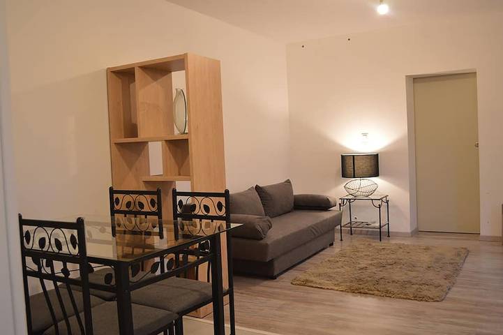 Apartamento entero, Apartamento completamente renovado en una antigua dependencia in Lucbardez-et-Bargues, Landes