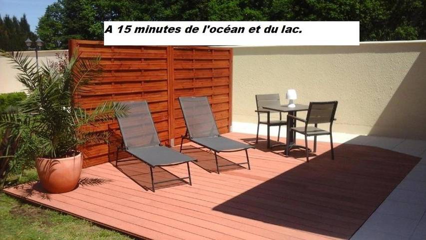 Location de vacances pour 2 personnes, avec Terrasse et Jardin à Le Temple