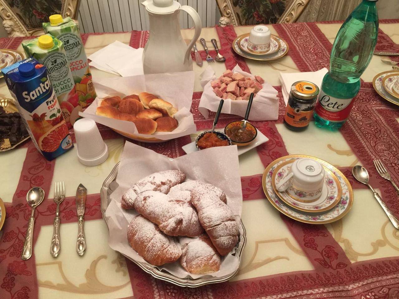 Colazione da Lolly in Napels, Provincie Naples