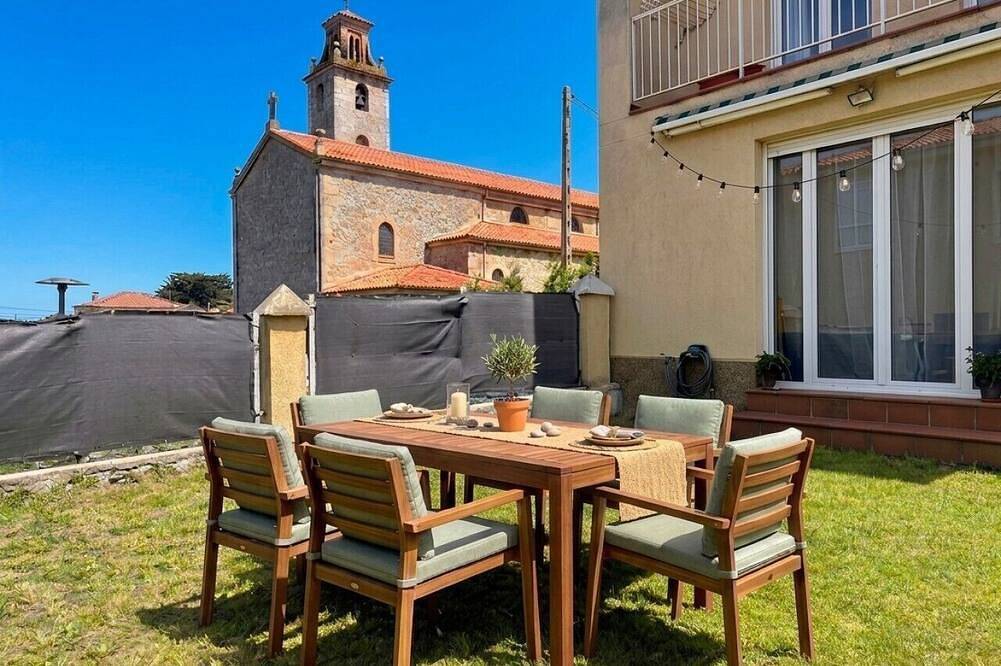 Entire apartment, Apartment Albamar 32802 in Pedreña, Marina de Cudeyo